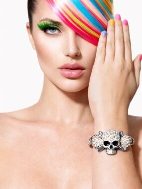 Crystal Pavé Skull Bracelet in Silver Tone